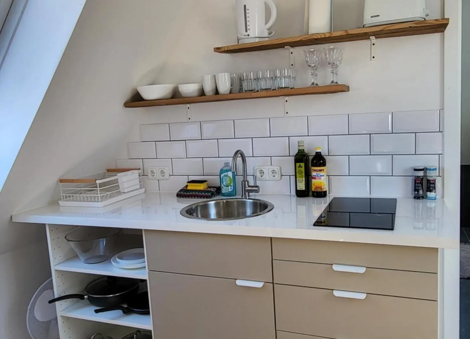 Dachgeschosswohnung 2 - Apartments Am Schloss Oberschleissheim