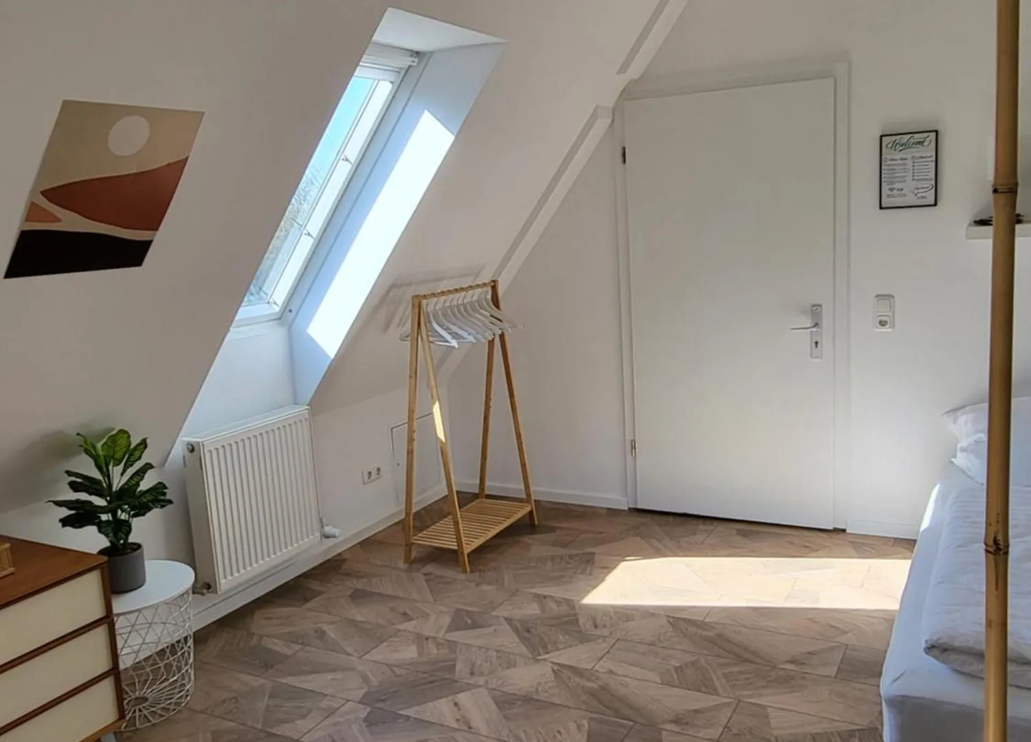 Dachgeschosswohnung 2 - Apartments Am Schloss Oberschleissheim 0*,  Germany